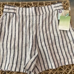 NWT white & black stripe linen pull-on shorts